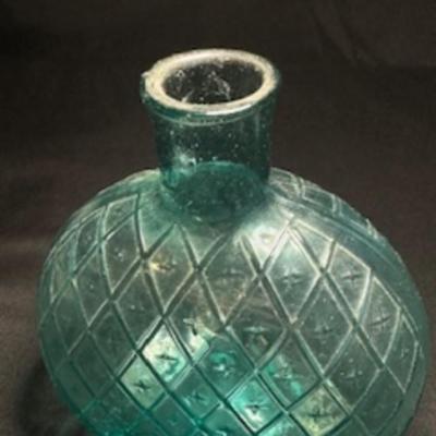 MORE ANTIQUE BOTTLES