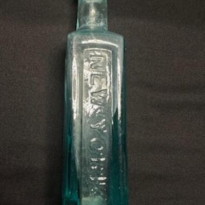 MORE ANTIQUE BOTTLES