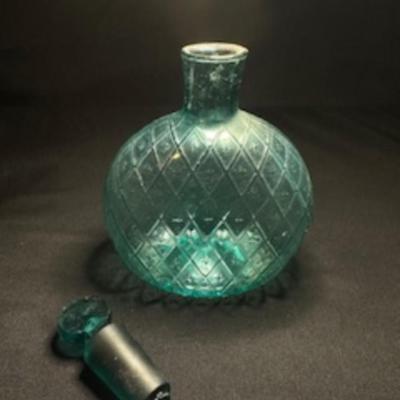 MORE ANTIQUE BOTTLES