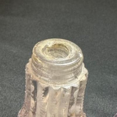 SMALLER ANTIQUE BOTTLES AND SHAKERS