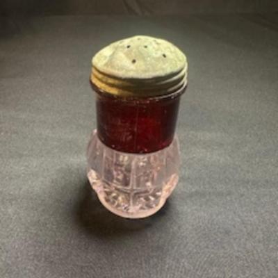 SMALLER ANTIQUE BOTTLES AND SHAKERS
