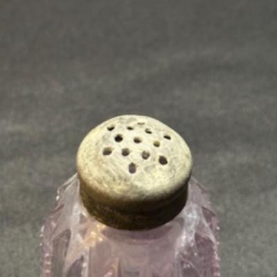 SMALLER ANTIQUE BOTTLES AND SHAKERS