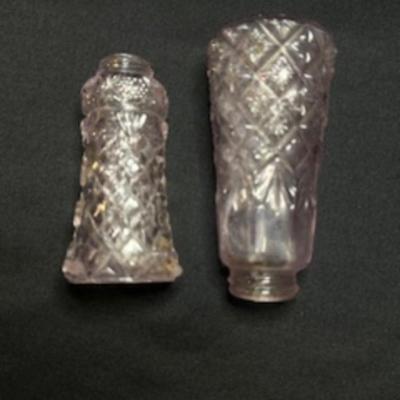 SMALLER ANTIQUE BOTTLES AND SHAKERS