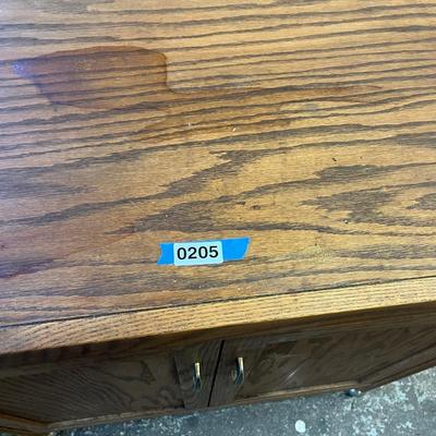 Storage/Bar Cabinet. (Wood)