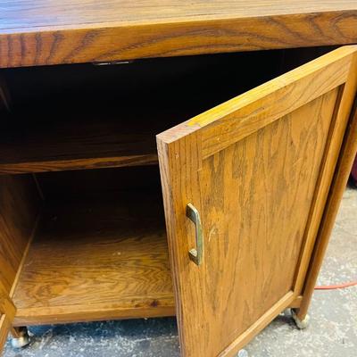 Storage/Bar Cabinet. (Wood)