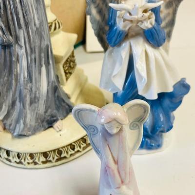 Angles Figurines