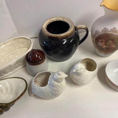 Gourmet Brown Drip Bean Pot /MCM Pitcher