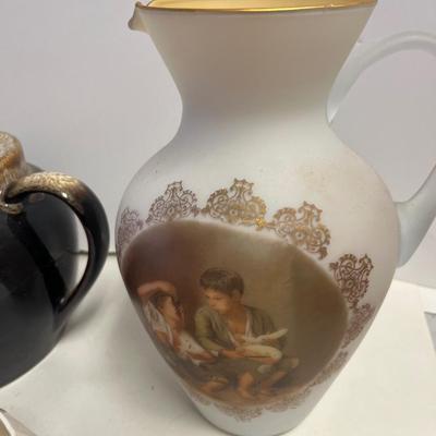 Gourmet Brown Drip Bean Pot /MCM Pitcher