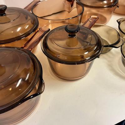 Amber Cookware / Corning.