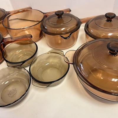 Amber Cookware / Corning.
