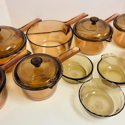 Amber Cookware / Corning.