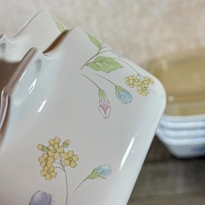 LOT 162K: Vintage Corningware Baking Dishes: Blue Cornflower & Pastel Bouquet