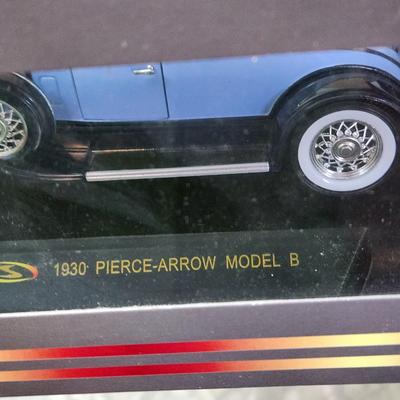 Lot of 6 Die Cast Vehicles