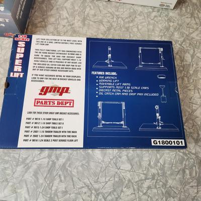 Lot of 4 GMP 1:18 Scale Models Shop Equipment Tool set , Garage Accessories Set , Parts Set, Super Lift