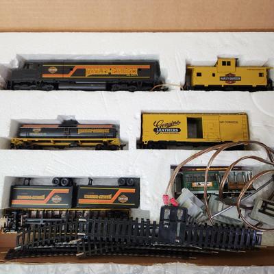 Harley Davidson Motor Cycle HO Train set Model Power untested
