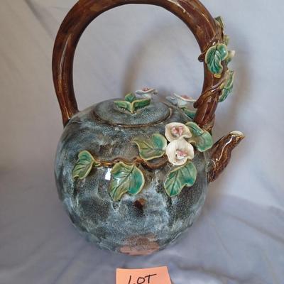 Sale Photo Thumbnail #55: Large ceramic with flowers Japanese Teapot