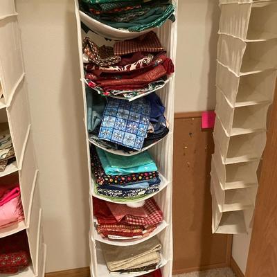 Hanging organizer with burgundy and green fabric