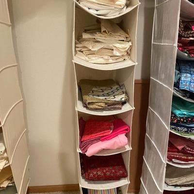 Hanging organizer cream and pink fabric