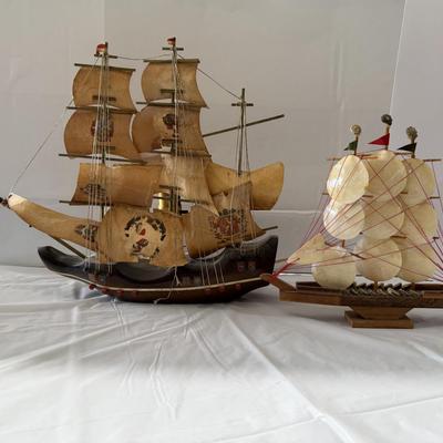 MCM Wooden Mayflower ship lamp, sailboat crafted w/genuine horn
