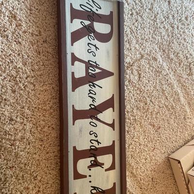 Wall decor and decorative plates