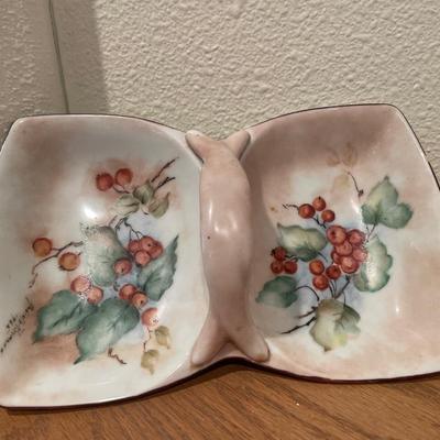 Floral pillowcases, vase and hostess book