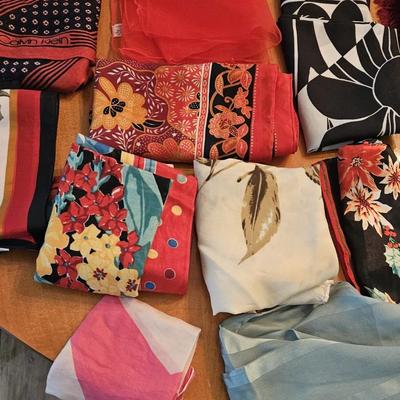 Handkerchief/Scarf Lot