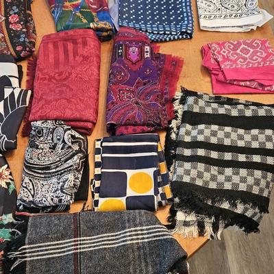 Handkerchief/Scarf Lot