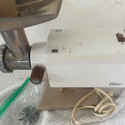 Food Grinder with assorted blades