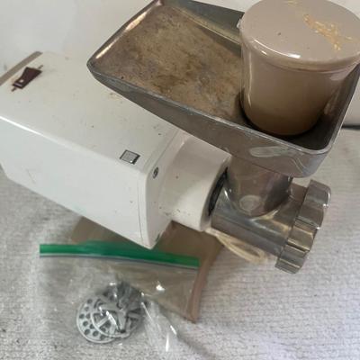 Food Grinder with assorted blades