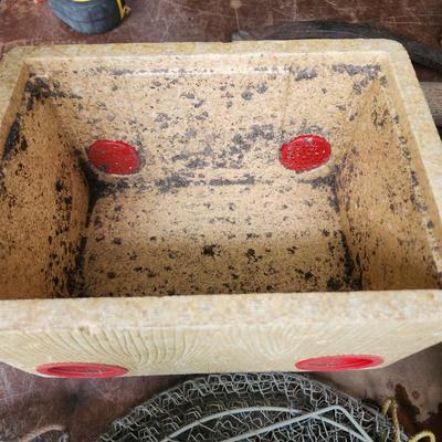 Fishing Lot Vintage Frabill's Full Floating Min-O-Life Minnow Bucket Metal, Worm Farm, 2 Fish Storage Baskets