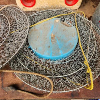 Fishing Lot Vintage Frabill's Full Floating Min-O-Life Minnow Bucket Metal, Worm Farm, 2 Fish Storage Baskets