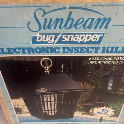 2 Bug Zappers