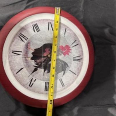 ROOSTER WALL CLOCK, BOX AND QUILT