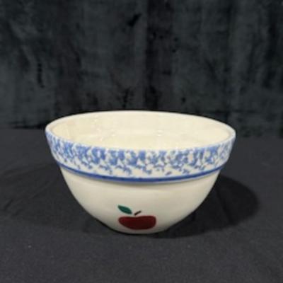 APPLE THEMED KITCHEN ITEMS