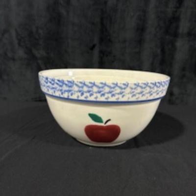 APPLE THEMED KITCHEN ITEMS