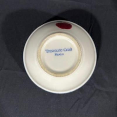 APPLE THEMED KITCHEN ITEMS