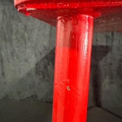 SMALLER TABLE PAINTED WITH ROOSTER