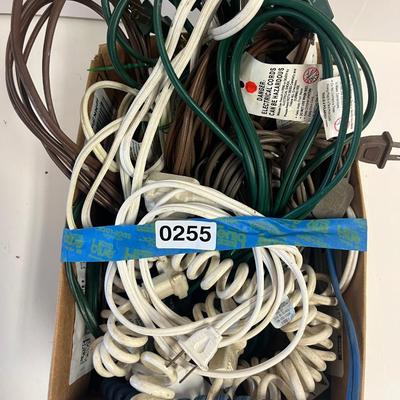 Indoor Extension Cords. (Box)