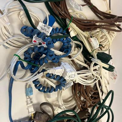 Indoor Extension Cords. (Box)