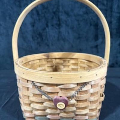 DECORATIVE BASKETS
