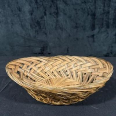 DECORATIVE BASKETS