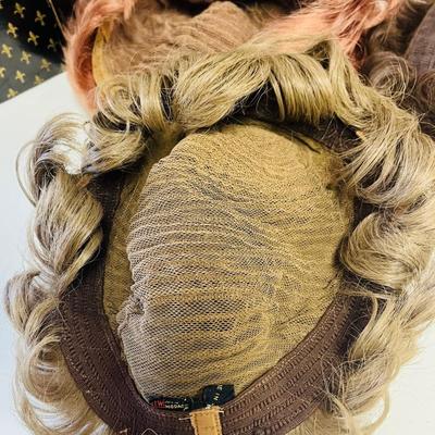 Wigs (3)