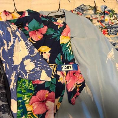 Men’s Tropical Floral shirts. Sizes M & L