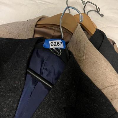 Men’s Sports Coats. Size Large