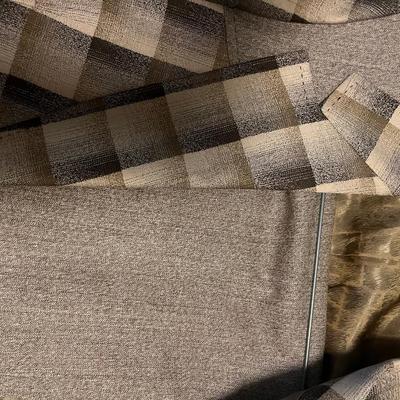 Men’s Sports Coats. Size Large