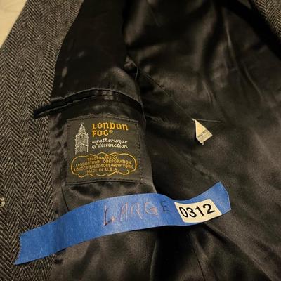 Men’s London Fog Coat. Size 44R