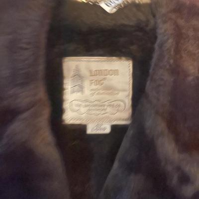 Men’s LondyFog Coat. Size 42 Long