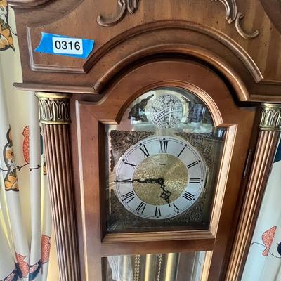 Ridgeway / Tempe’s Fugit Grandfather Clock