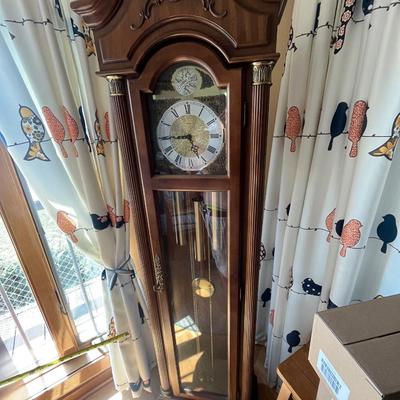 Ridgeway / Tempe’s Fugit Grandfather Clock