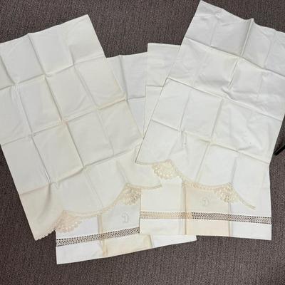 Sale Photo Thumbnail #242: These have some lines  and some discoloration from storage, but otherwise in good condition. Made of soft cotton.